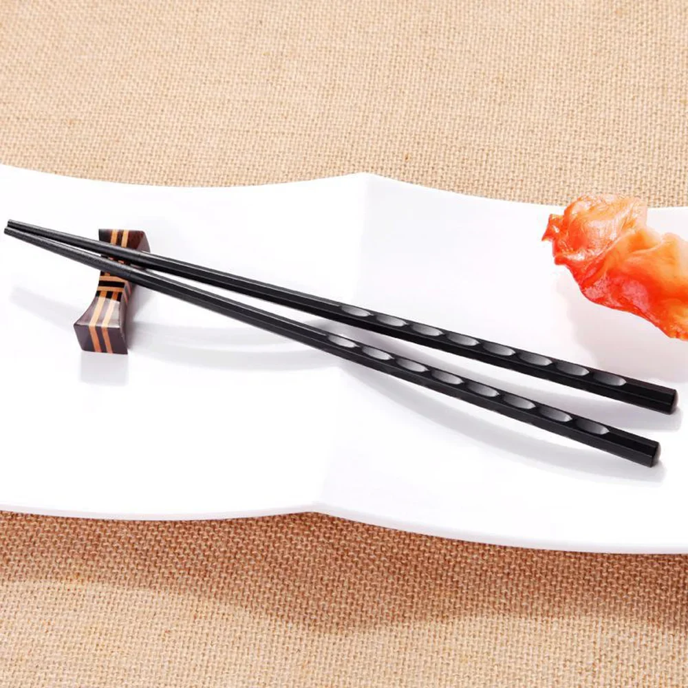 1 Paar Chinese Legering Eetstokjes Herbruikbare Voedsel Sushi Sticks Zwarte Antislip Vaatwasser Food Grade Eetstokje Keukenaccessoires