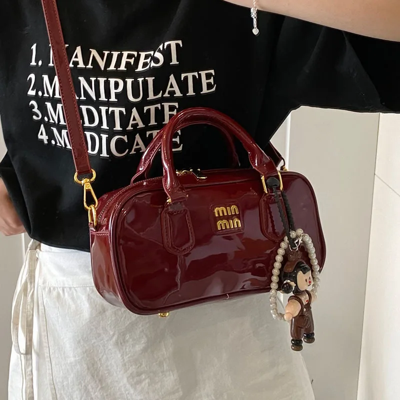 

‌2025 Women's Large Capacity Commuter Bag Structured Square Crossbody Shoulder Top Handle Solid Color Casual Tote