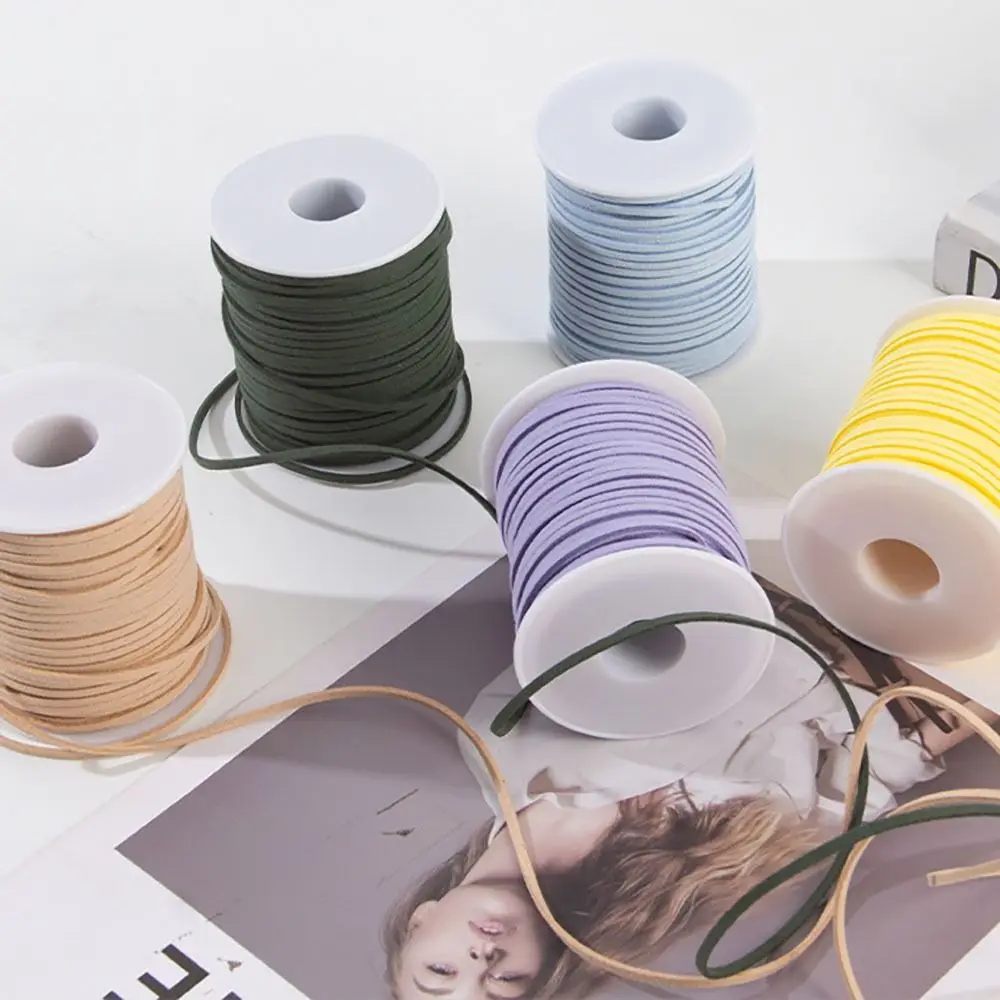 Nouveau 50yards Faux daim tressé cordon plat 3mm daim cordon plusieurs couleurs bijoux fabrication de bracelets