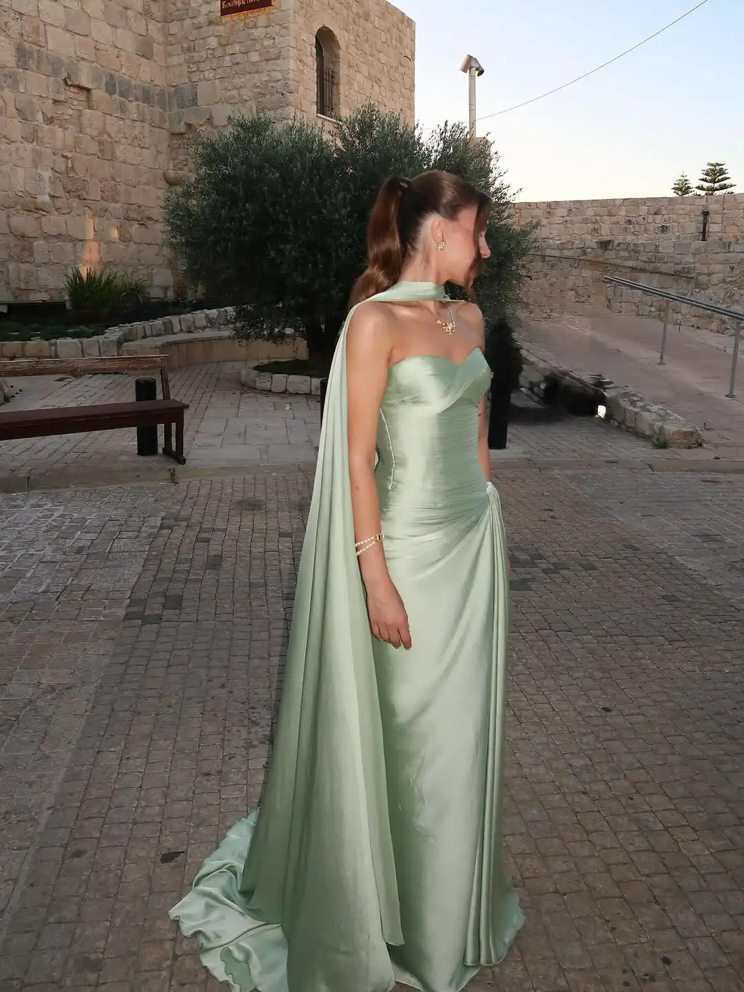 حار بيع الحبيب سليم فستان سهرة بدون حمالات مع أشرطة أنيقة الساتان حورية البحر فستان وصيفة الشرف حفل زفاف ثوب