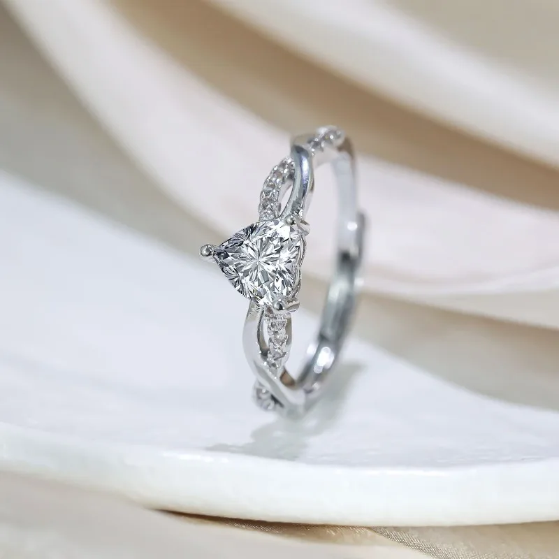 Koreańska wersja pierścionka zaręczynowego z motywem miłości, kobiecy pierścionek ślubny z motywem serca, pierścionek dla par z imitacją diamentu, pierścionek ma