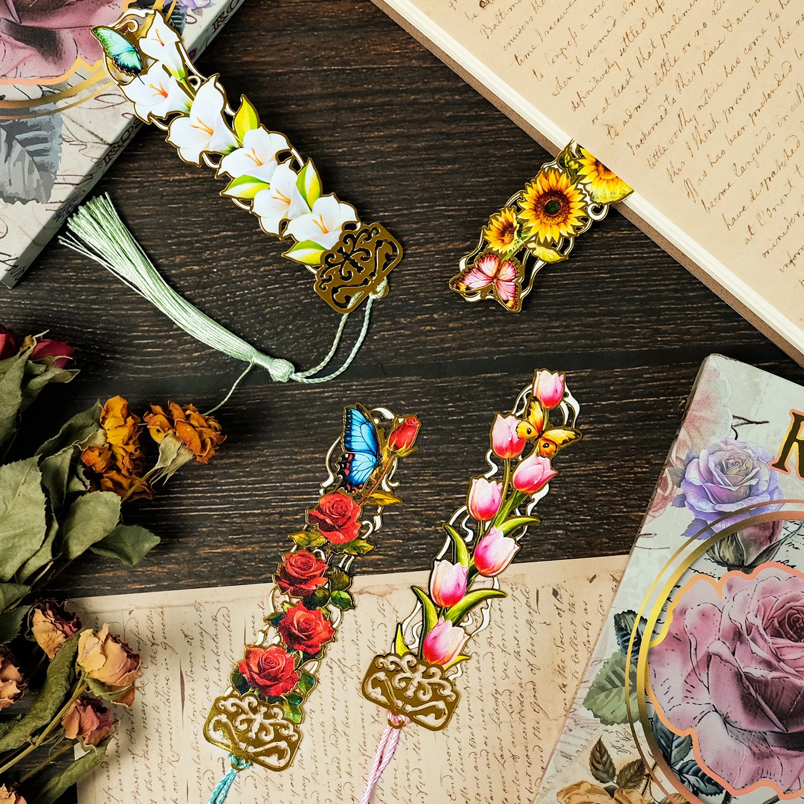 Simulated Flower Bookmark Metal Aesthetic Book Accessories Student Stationery Gift Book Page Clip Tassel Pendant Read Mark