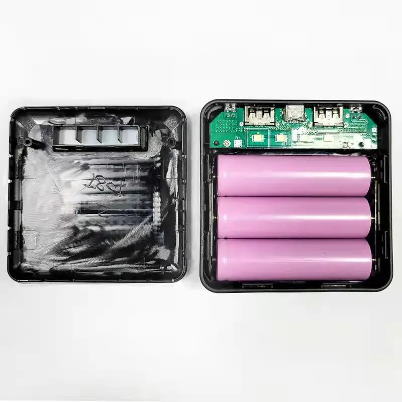 حافظة باور بانك محمولة لشحن الهواتف المحمولة ، صندوق تخزين لحام مجاني ، مادة ذاتية الصنع ، بدون بطارية