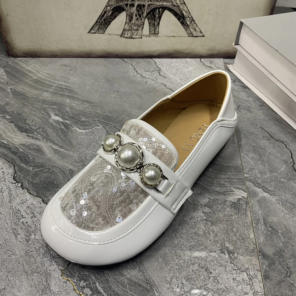 Women Flat Shoes Plus Size Fashion Pearl Patent Leather Women Mullers Summer Women Loafers Designer Shoes