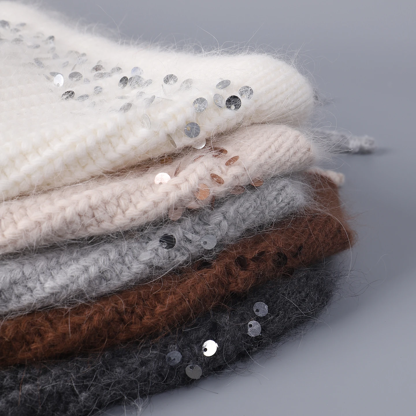 مطرزة محبوك الأرنب الفراء المخلوطة سبليت تصميم الصوف منفذها قبعة المرأة الشتاء الدفء في الهواء الطلق حماية الأذن قبعة صغيرة محبوكة قبعة