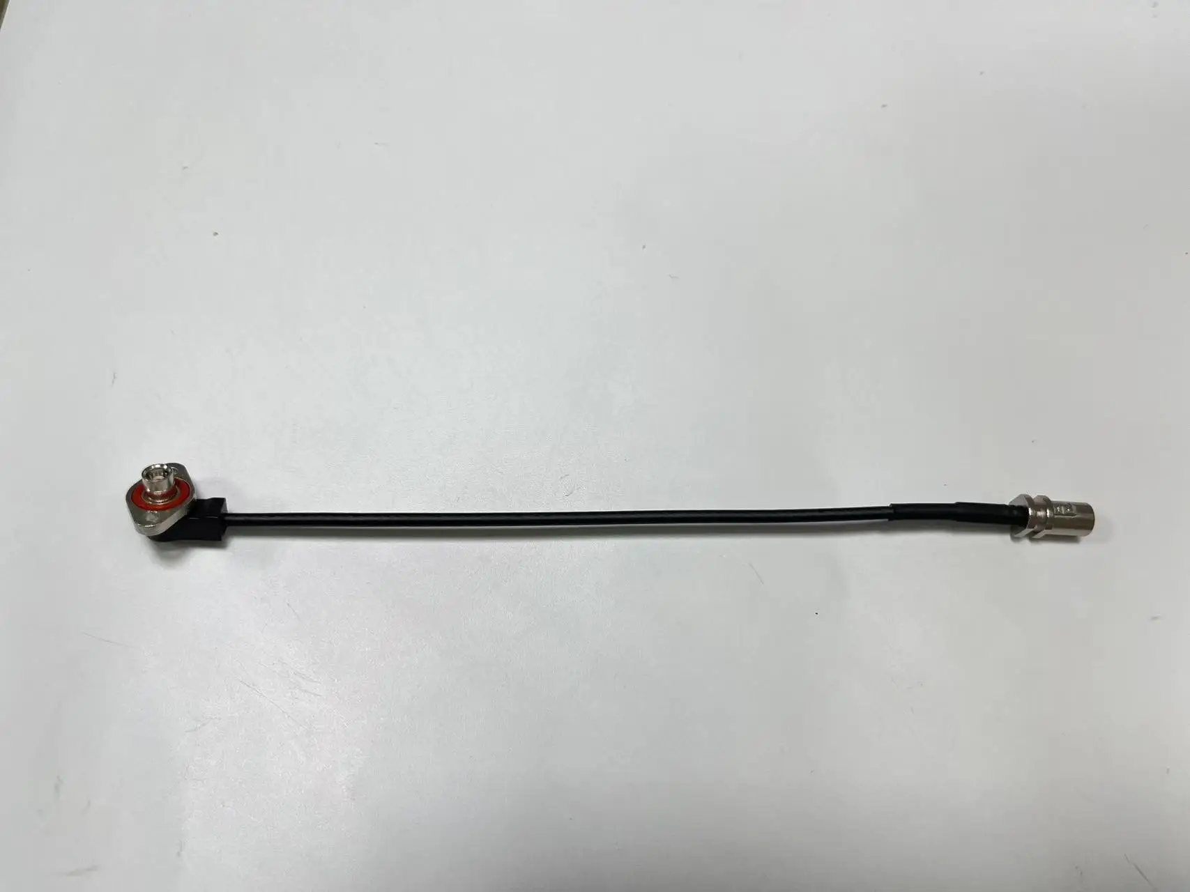 Câble SMB pour FAKRA JACK, Montage PANAL, L = 160mm