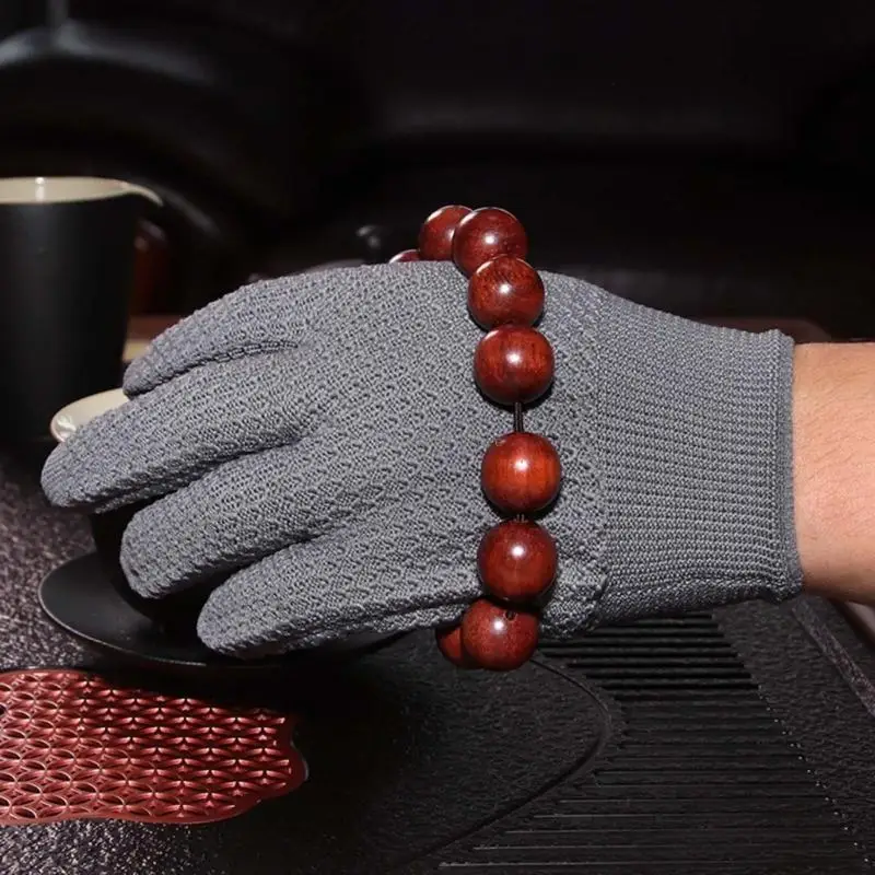 

Ergonomic Breathable Textured Pineapple Work Gloves For Accelerated Patina Formation On Carvings And Prayer Beads