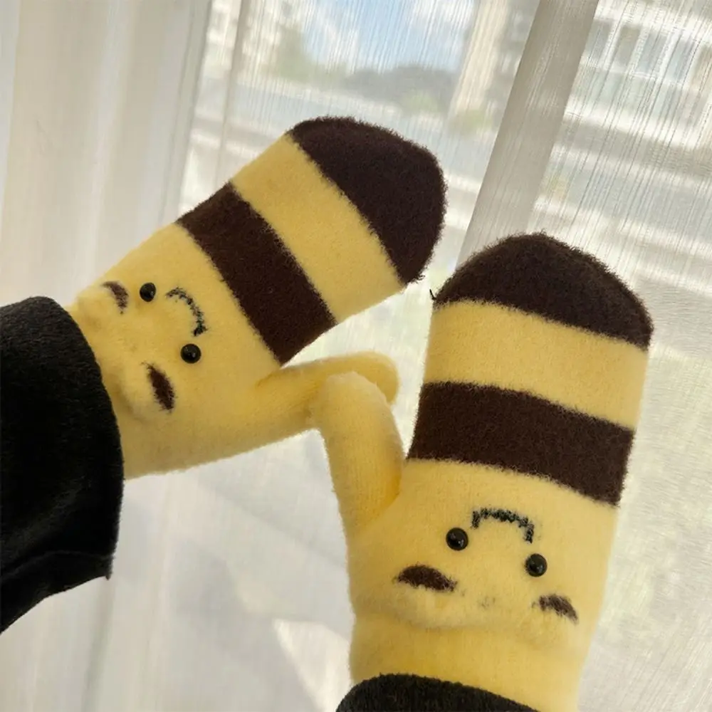 قفازات كبيرة على شكل نحلة أوزة وديناصور للتدفئة مع قفازات نسائية من الصوف السميك للحماية من البرد #4