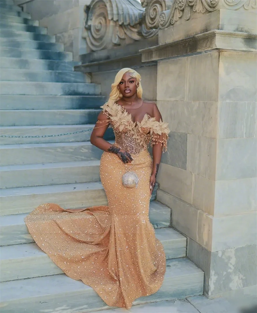 

2025 Appliques Formal Party Champagne Lace Mermaid Evening Dresses Engagement Birthday Gowns Customized