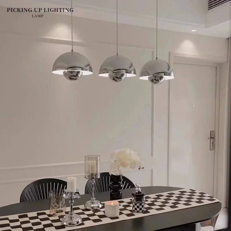 

Modern Nordic Designer Bud Chandelier VP1 Nordic Modern Minimalist Dining Room Bedroom Bedside Bar Table Lamp Hot Selling