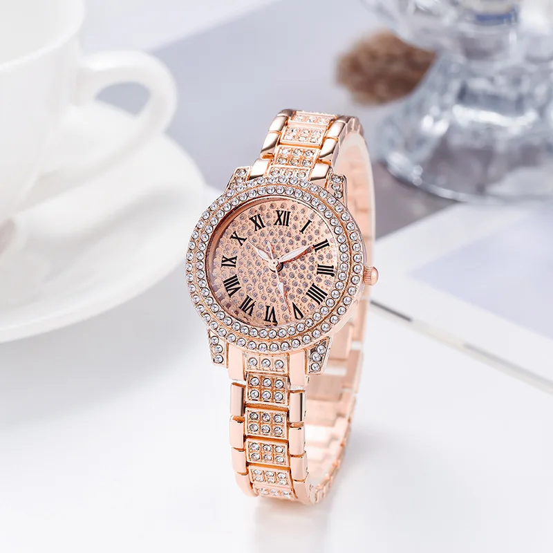 New Chain Watch for Women Small Delicate Imitate Diamond Inlaid Watches Luxury Quartz Wristwatches Relogio Feminino Montre Femme