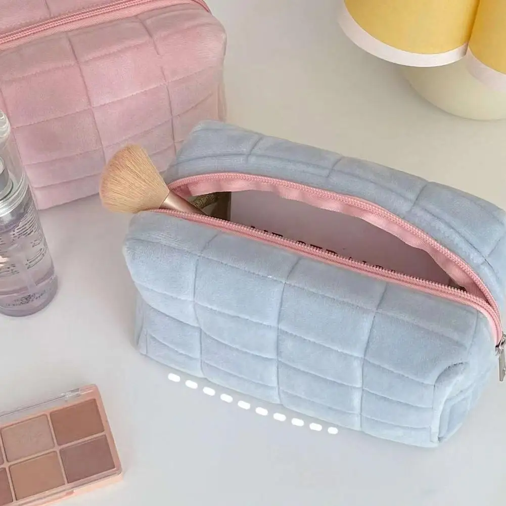 2025 Plush Makeup Bag for Women Portable Travel Small Cosmetic Bags Solid Color Zipper Toiletry Bag Washing Pouch Storage Bags