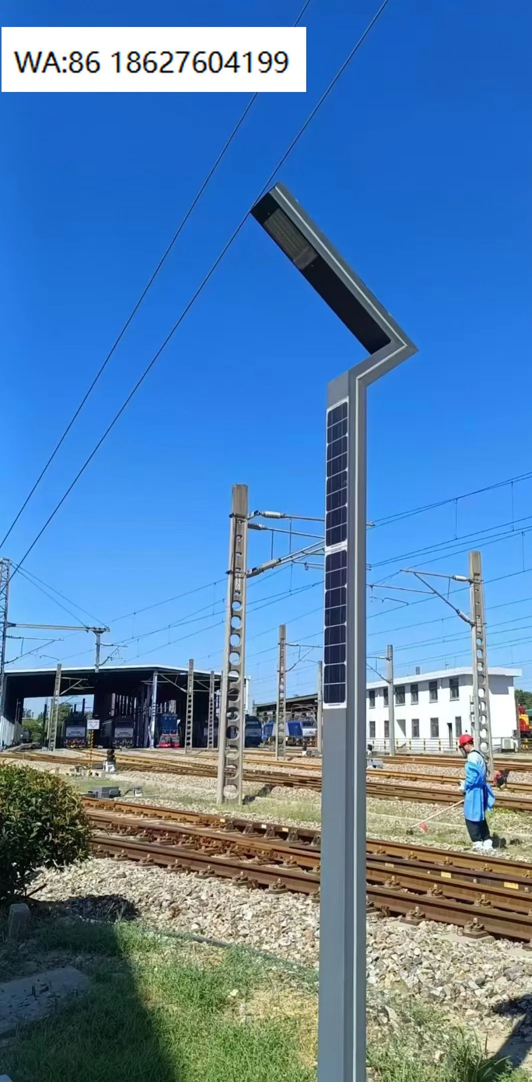 Aluminum Alloy Body IP66 Rated 6m 8m Tubes 60W 40W 30W Flexible Solar Panel Street Light Column LED Lighting Post Lamp