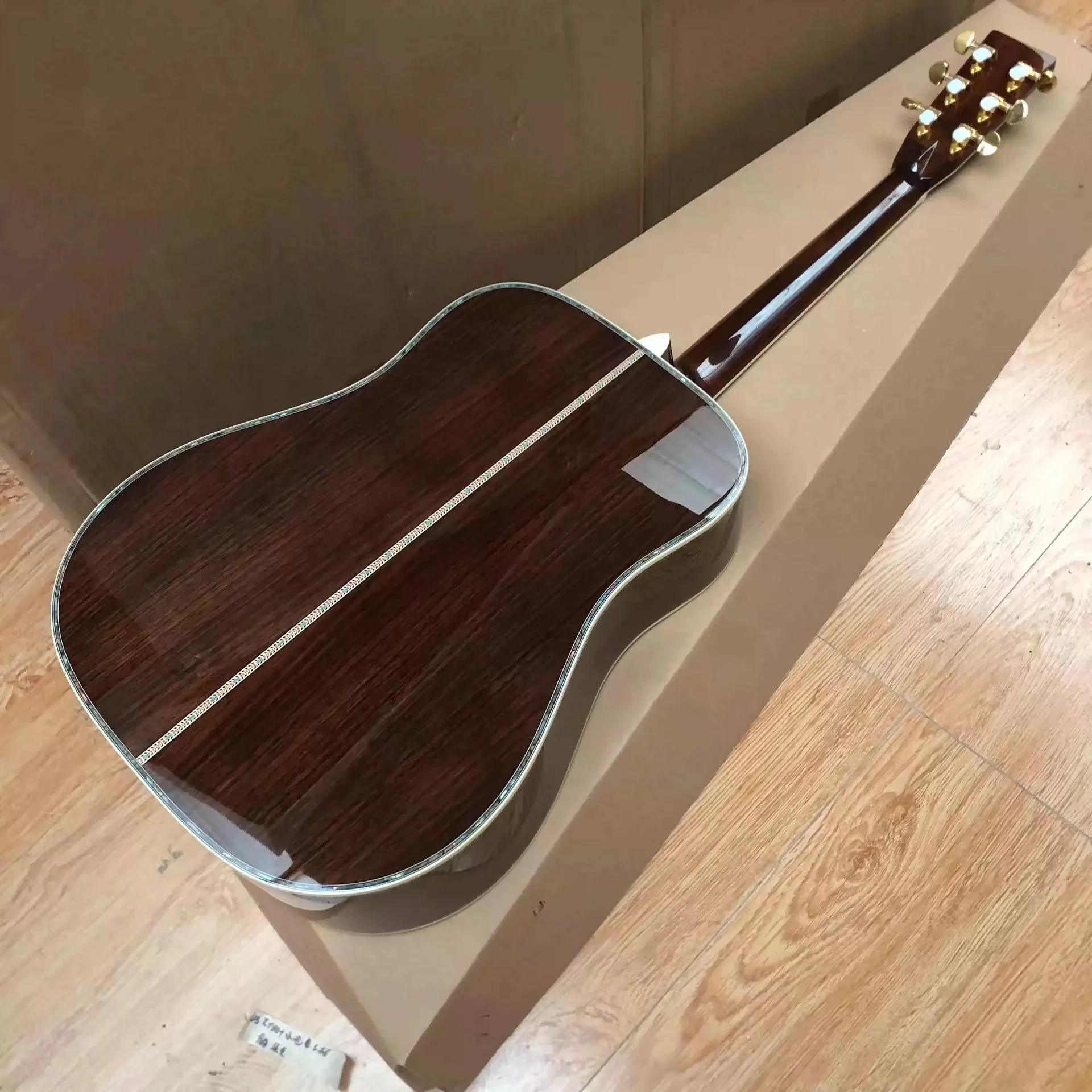 D45 série 41 "seção de madeira maciça de pinho vermelho guitarra acústica superior