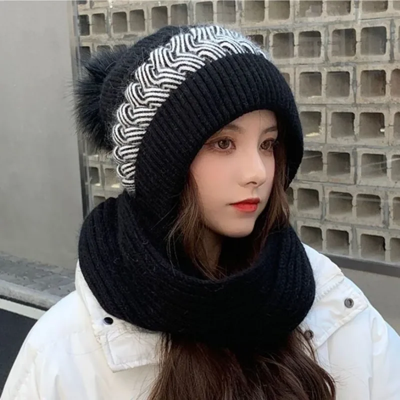 

2-in-1 Hat Scarf Set Winter Beanie Hats One Piece Fleece Lined Knit Female Ear Protection Neck Circle Scarf Ski Snow Hat Pompom