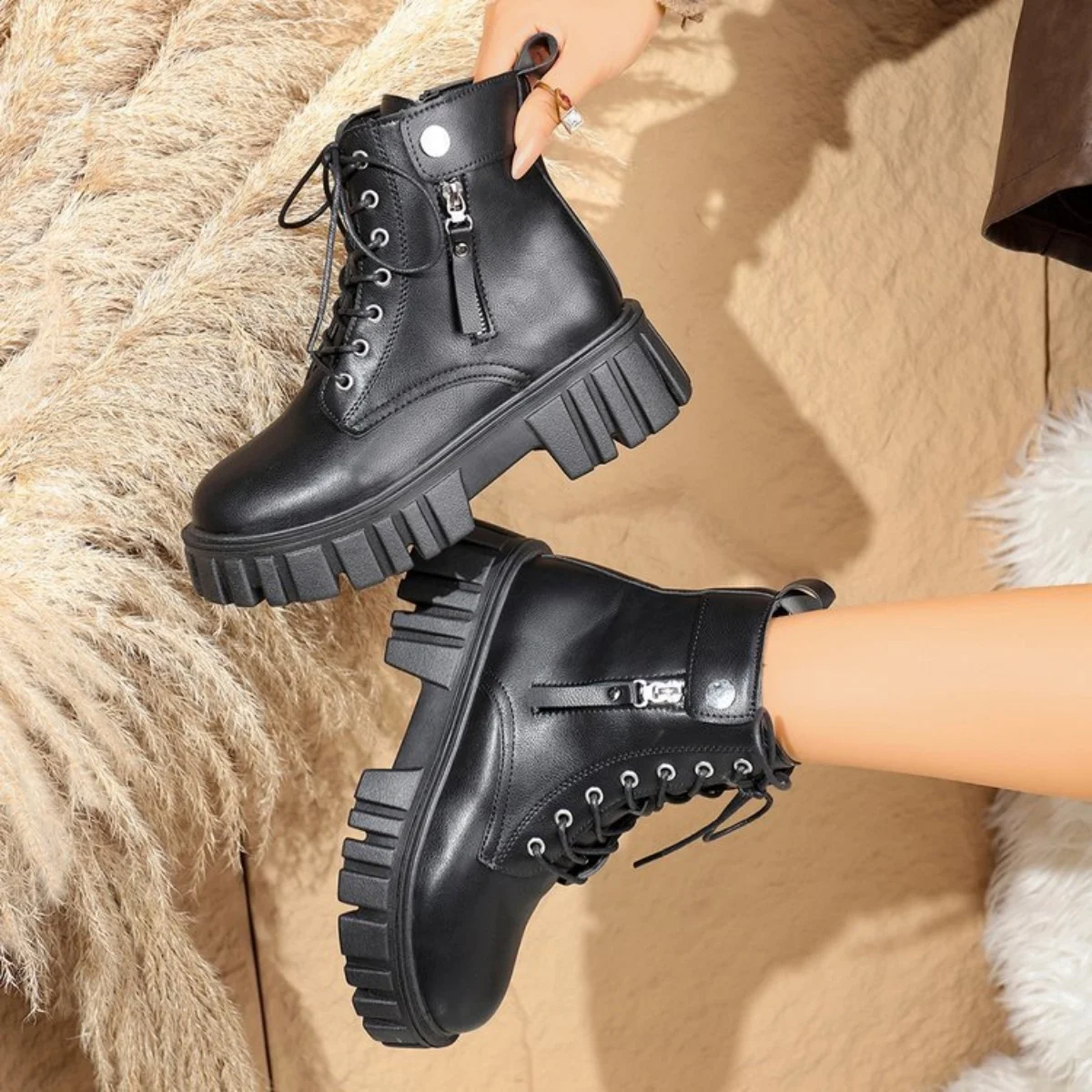 Large-Sized Side Zipper Leather Ankle Boots, Versatile, Fashionable, Cross-Border Trade, New, 2025