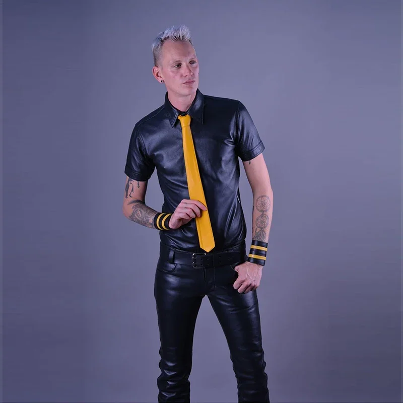 Men Black Matte Faux Latex Leather Turn-down Collar T-Shirt Overcoat Male New Single Row Buckle Short Sleeve PU Shirt Hot Custom