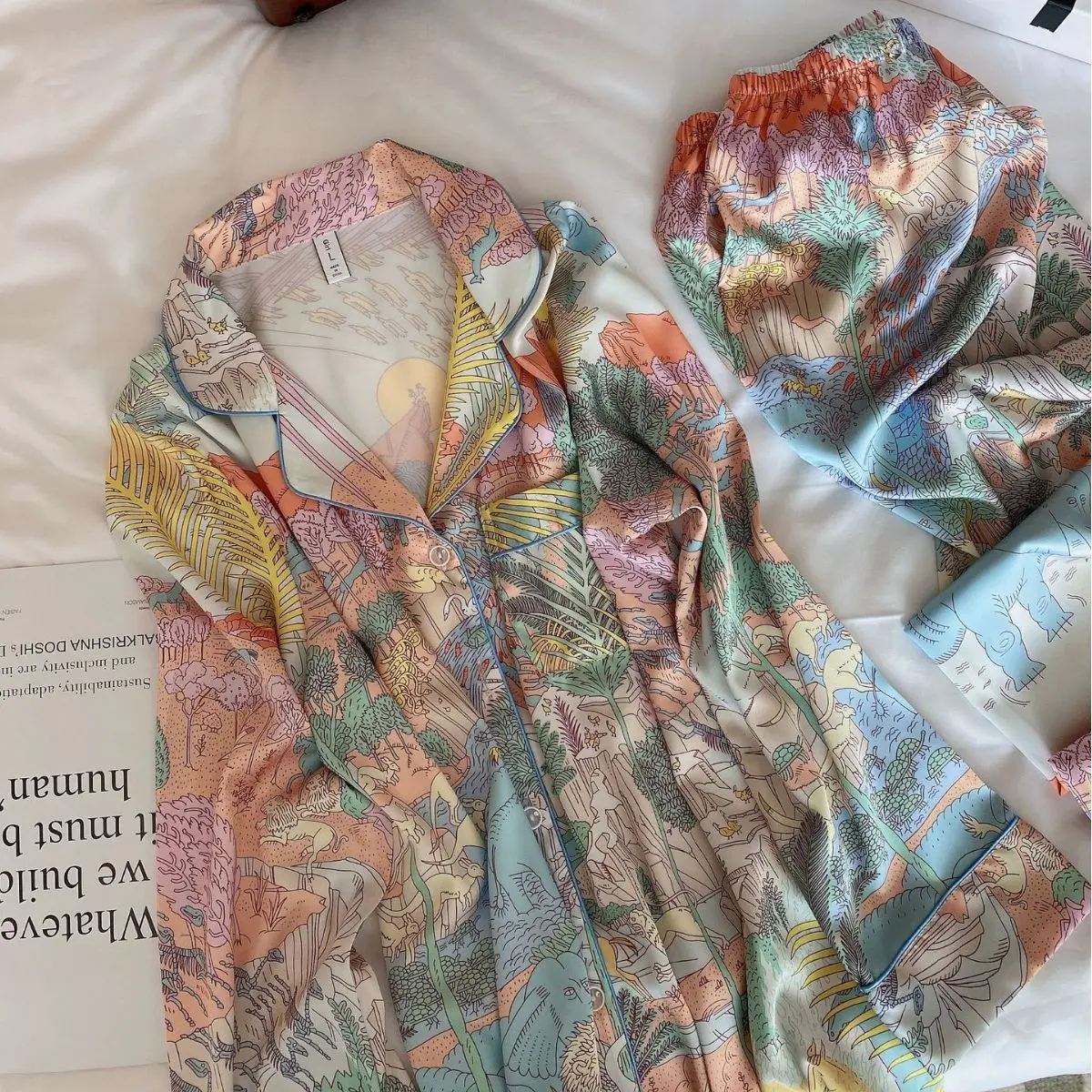 

Twinset Print Pajamas Set Women Ice Silk Pijamas Lapel Long Sleeve Shirt&Trousers PJS Sleep Suit Spring Sleepwear Lingerie