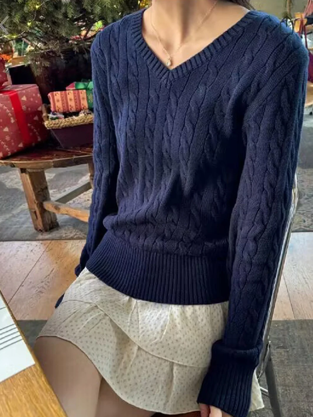 Twisted Flower Navy Knitted Sweater For Woman Spring V-neck Long Sleeve Slim Pullover Cute Vintage Streetwear Y2k Jumper Tops