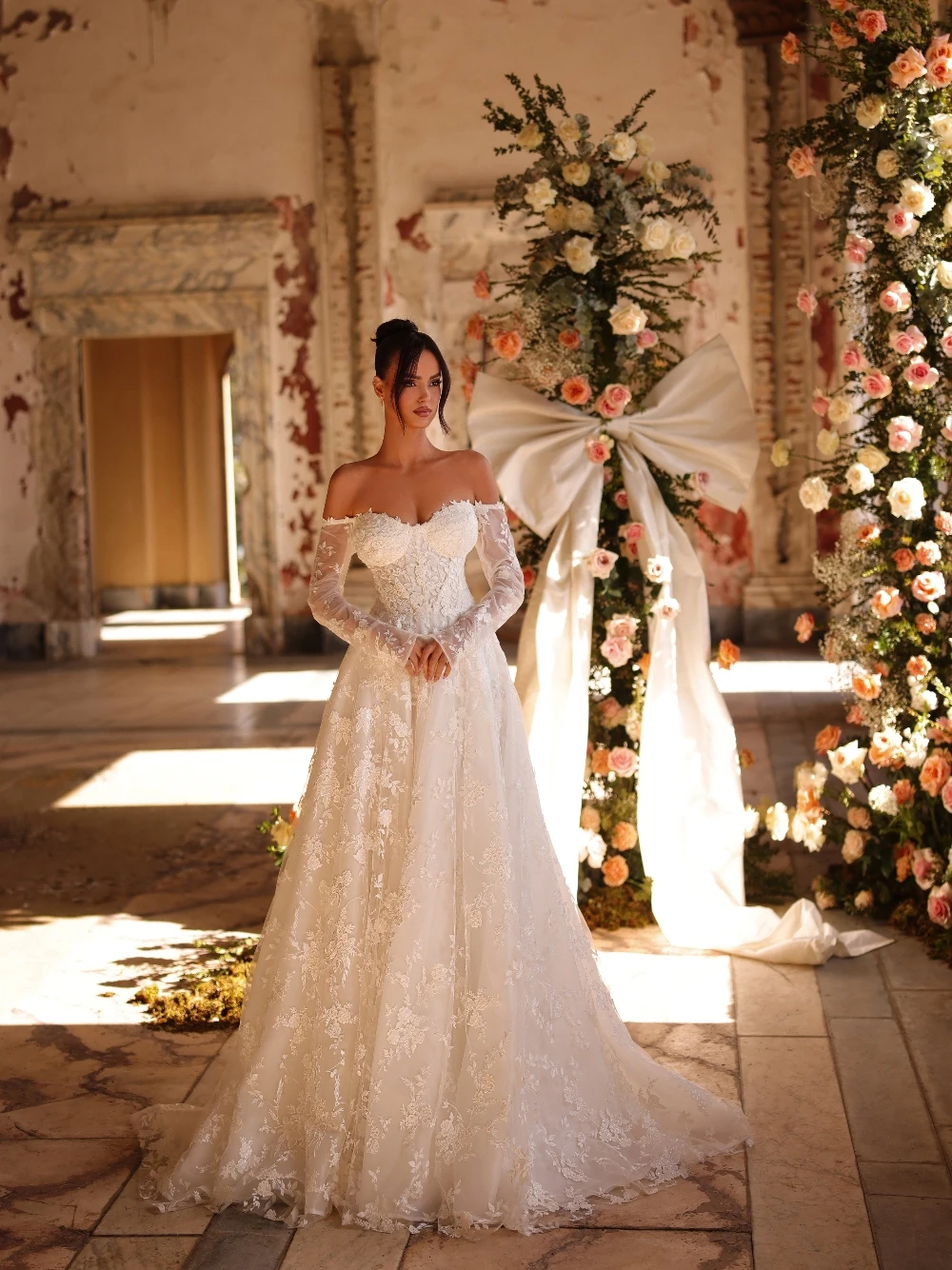 Delicate Beaded Appliques Wedding Dress Elegant Off-the-shoulder A Line Tulle Sheer Bridal Gown Low Back Floor-length Bride Wear