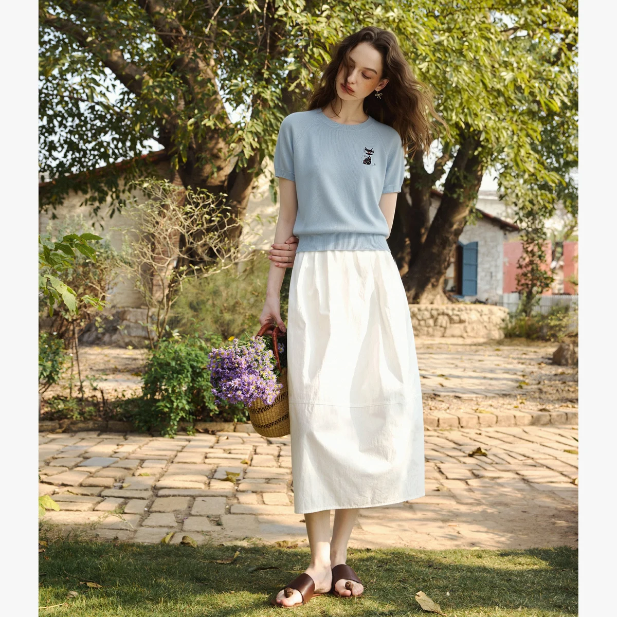OLrain Blue Ribbed Round Neck Cat Embroidery Women's T-shirt 2026 Summer Commute Versatile Knit Short Sleeve Top O58XZ000665