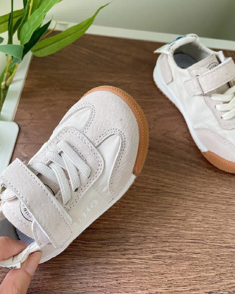 Scarpe da Cricket per bambini taglie primaverili e autunnali 21-30 scarpe di tela traspiranti per neonate ragazzi moda Casual scarpe singole kaki