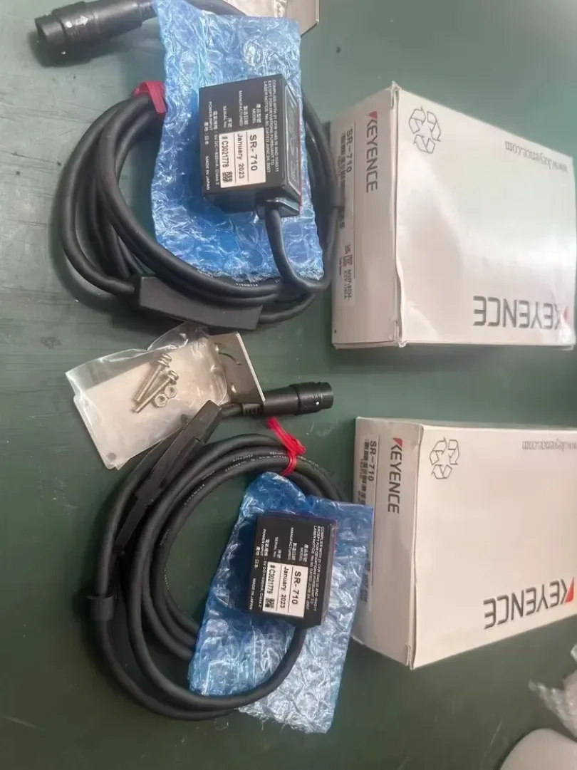 1PC UPS Shipping Keyence SR-710 Ultra Compact Code Reader SR-700   In Stock #familitrade