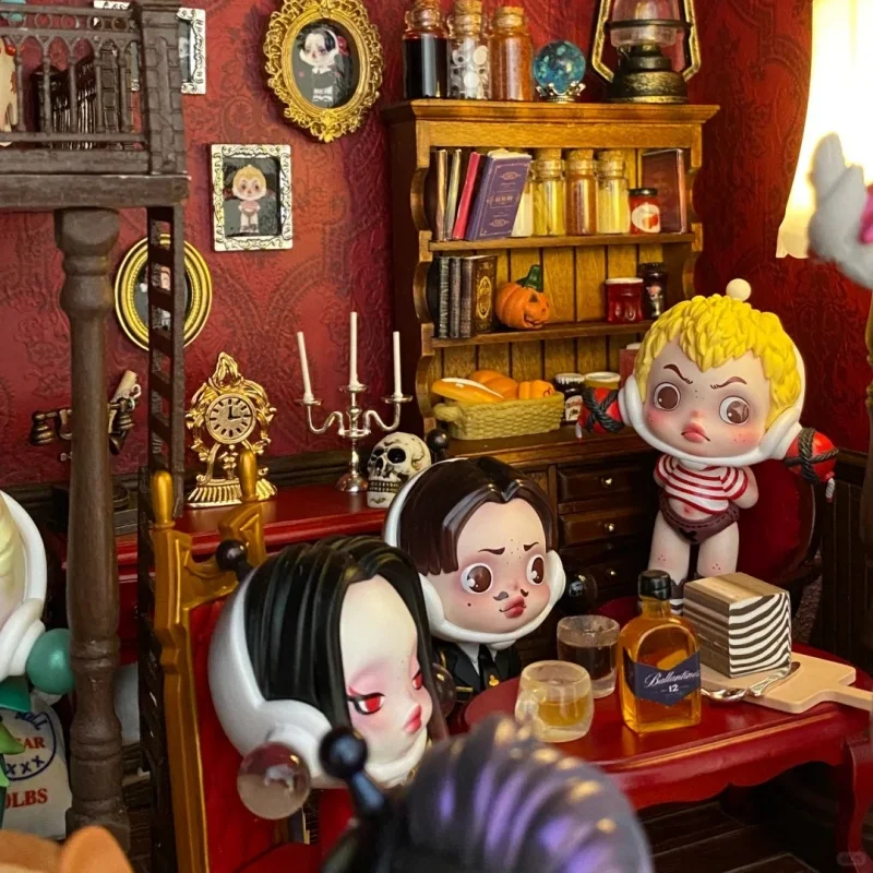 

Original Skullpanda The Addams Family Series Blind Box Ornament Toy Trendy Collectible Figurine Gift Collectible Mysterious Box