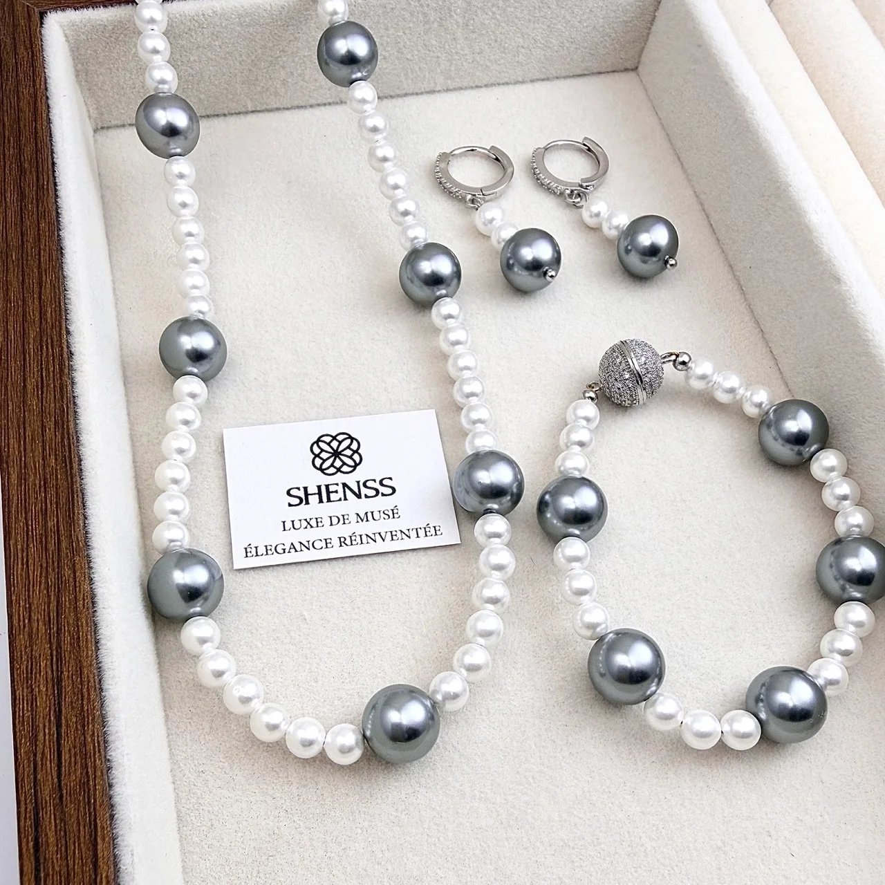 Grey & White Gradient Imitation Pearl Necklace Bracelet Earrings Set Light Luxury Temperament Versatile Minimalist Design