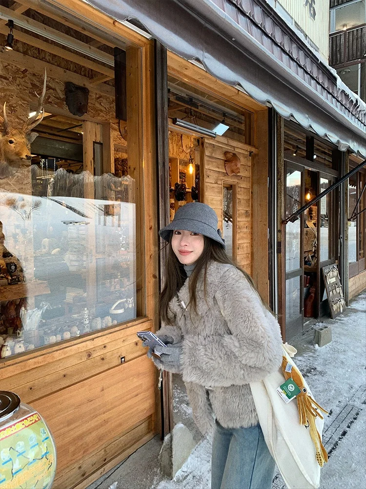 Kobe Girl Anti-Aging-Jacke mit lockerem Kragen und Knöpfen aus Kunstfell im koreanischen Stil, umweltfreundlich