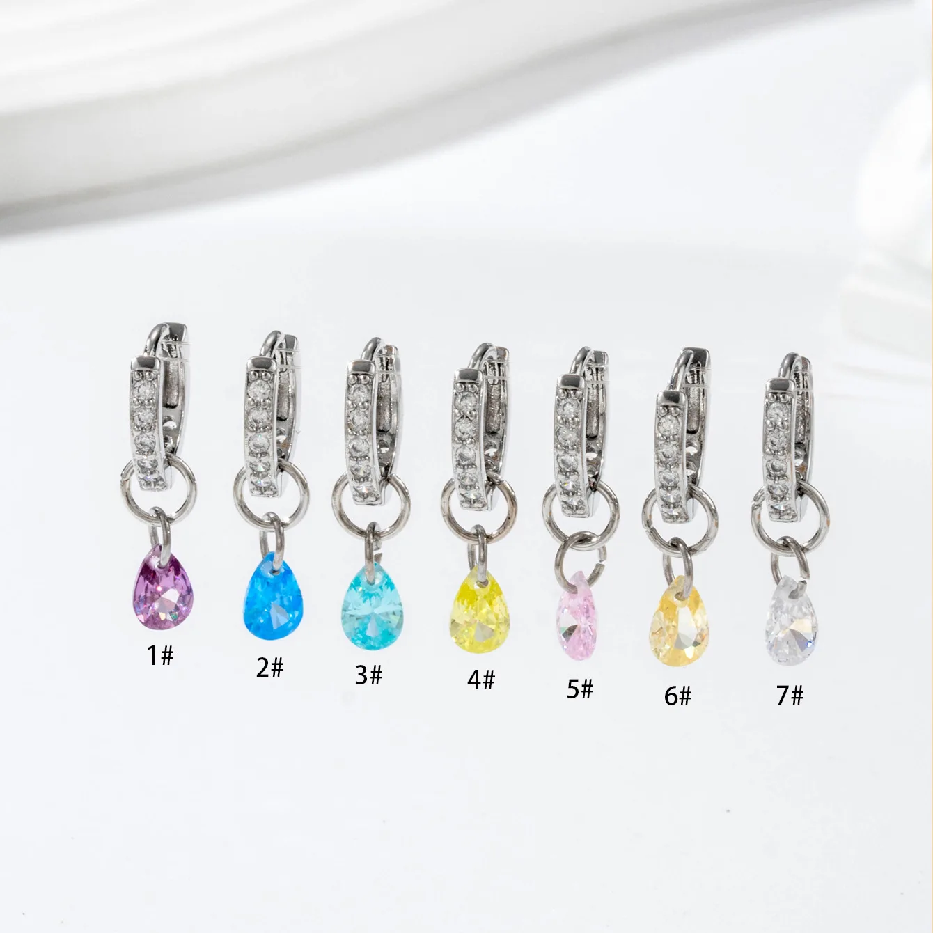 Pendientes de aro pequeños de gota de agua de circón de Color plateado para mujer, colgante de acero inoxidable, Piercing, regalos de Navidad, 1 pieza