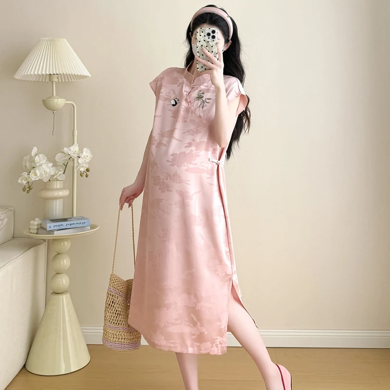 chinese new year maternity dress Turn heads this Chinese New Year with our Eliana Nursing Dress Tangerine!  This fun, flirty off-shoulder dress is perfect for the festive  celebrations. Don't miss out on our Chinese New Year sale