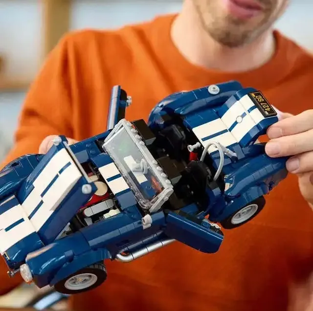 フィット 10357 テクニカルブルーコブラスーパーカービルディングブロックレンガ車両モデルカー DIY おもちゃ大人の男の子のためのクリスマス誕生日ギフト