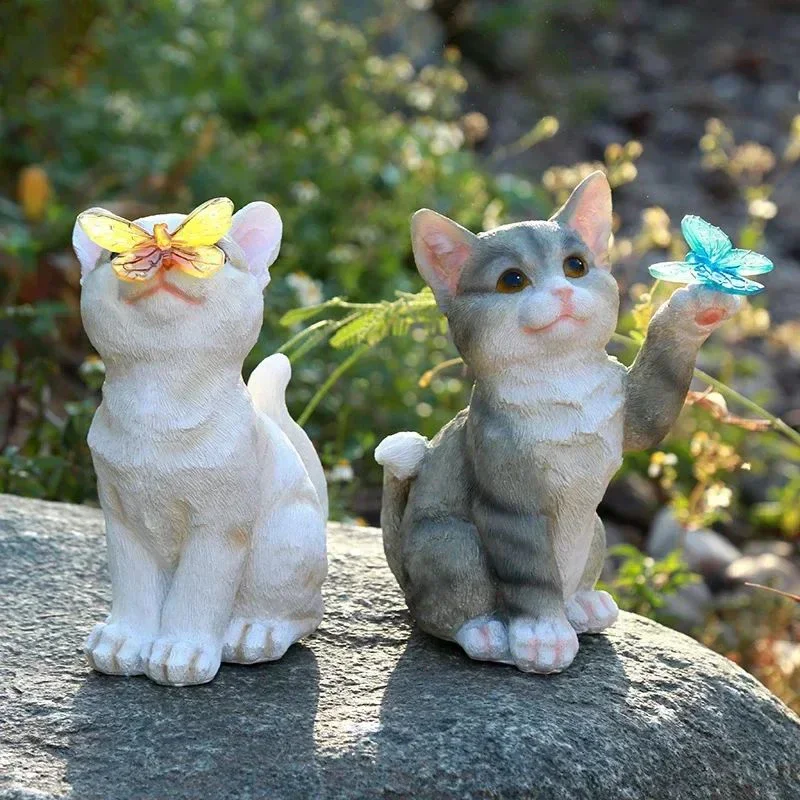 Cute Cats Statue Solar Energy Glowing Butterfly Decorative Kitten Ornaments Desk Decoration Cartoon Cat Sculpture Outdoor Decor