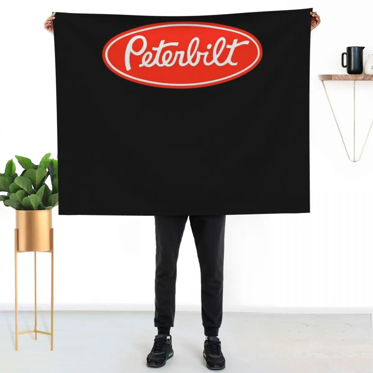 

Peterbilt Truck Logo Throw Blanket Anti Shedding Soft Fuzzy Blanket for Home