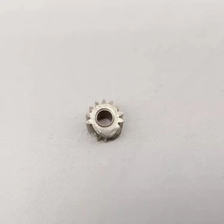Suitable for 4-inch 6-inch 8-inch lithium battery chain saw pinion 14-tooth one-handed saw logging sawtooth wheel accessories