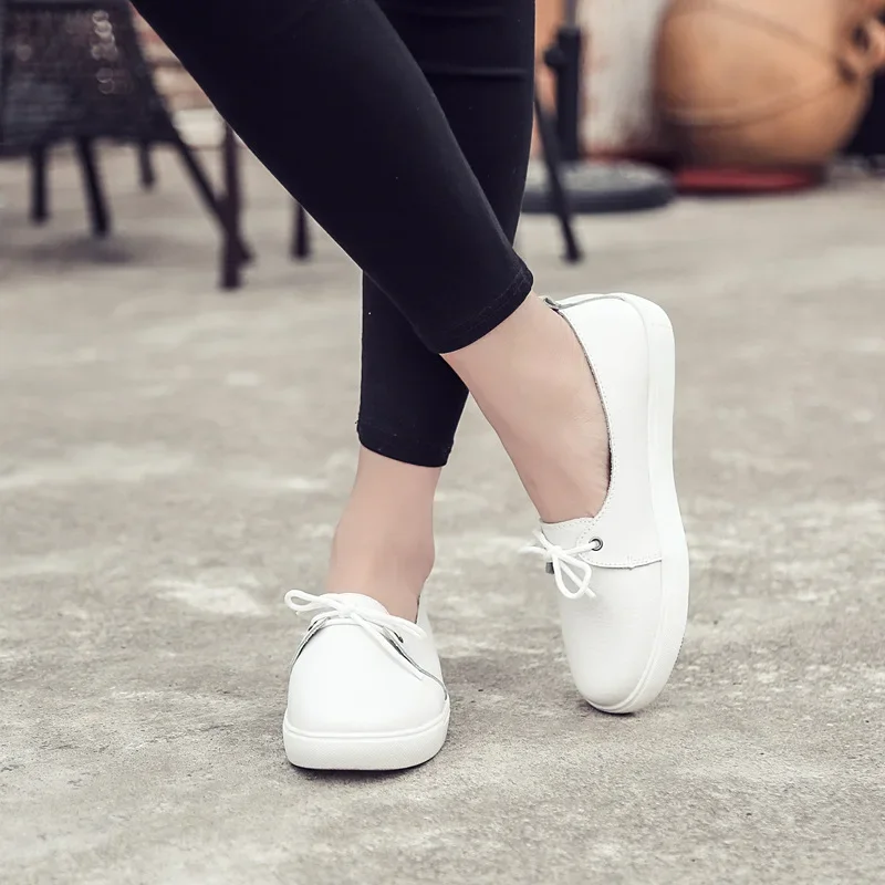 New Women Real Leather Shoes Lace-Up Moccasins Mother Loafers Soft Leisure Flats Female Driving Casual Footwear White Black Pink