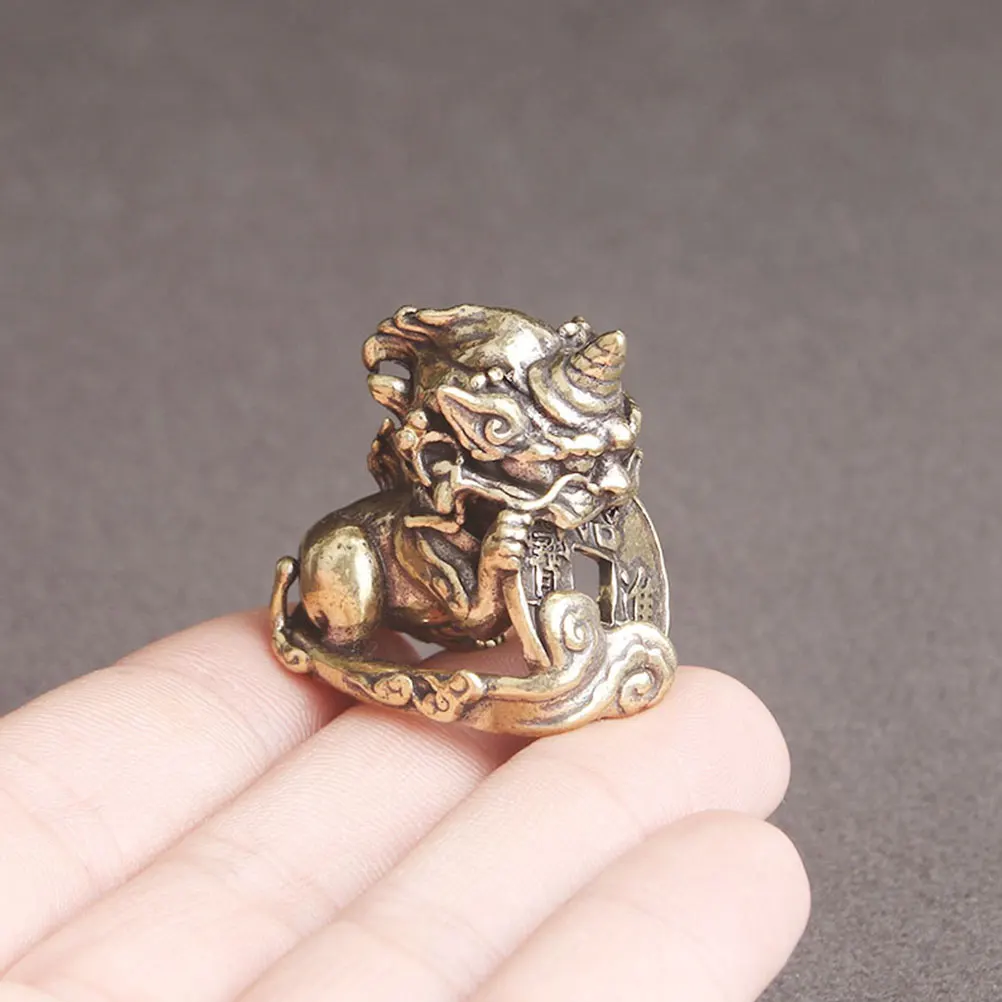 

Brass Desktop Decor Animal Shaped nament Tabletop Vintage Craft Office Decors Auspicious Beast Model Small nament