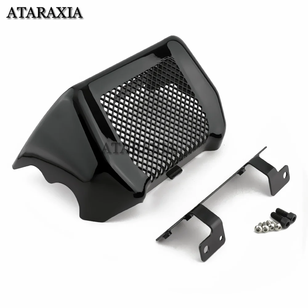 

Motorcycle Oil Cooler Cover Kit With Bracket For Harley Touring Road King Street Glide Freewheeler FLHXS FLTRX FLHR 2017-2022
