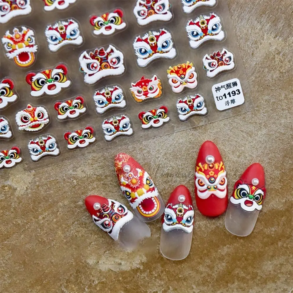 Leuke wakker leeuw nail art sticker leeuwenkop traditionele nail art stickers cartoon ontwerpen zelfklevende manicure benodigdheden