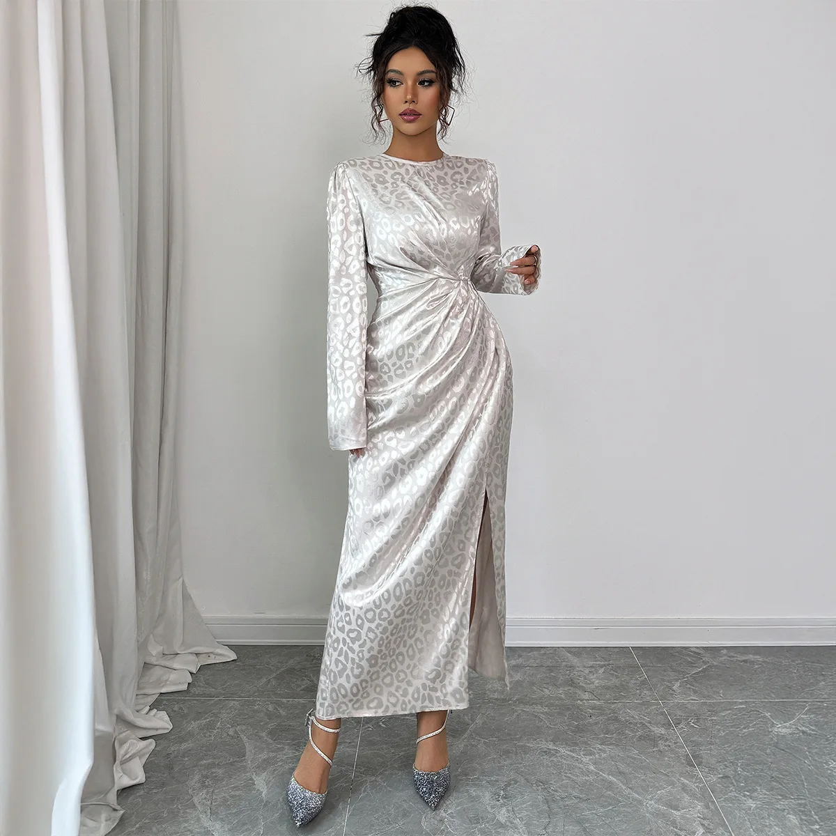 Vestido Longo E de Manga Longa F, Versátil e Moderno, Estilo Qipao de Cintura Alta, Vestido sso para Outono/...