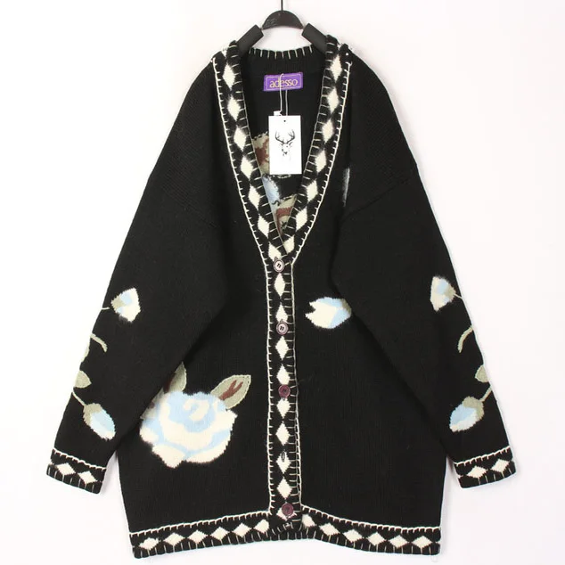 

Vintage Sweet Ethnic Style Hooked Wool Sweater Overhead Coat Japanese Harajuku Wind Long Sleeve V-Neck Mid-Length Coat