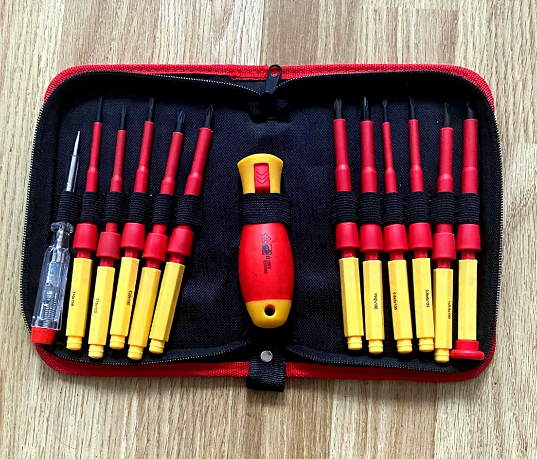 

50pcs Insulated Combination Screwdriver VDE Precision Screwdriver Combination Suit 1000V Hand Tool Kits Hard Case OEMATV&UTV