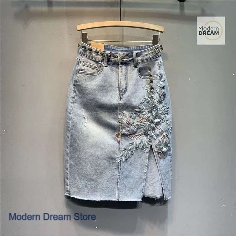 French heavy craft embroidery flower denim skirt women's autumn and winter new light blue split retro casual Joker skirt.