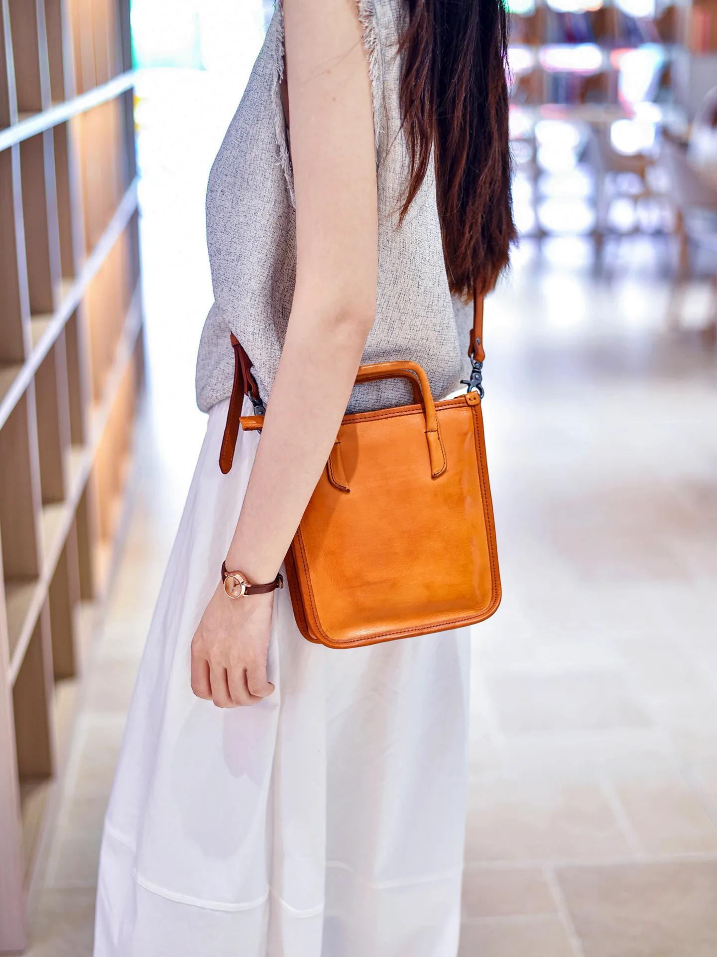 

Простая винтажная роскошная женская сумка из натуральной кожи (первый слой), повседневная, для вечеринок, мягкая, из натуральной кожи, маленькая, на плечо, кроссбоди.