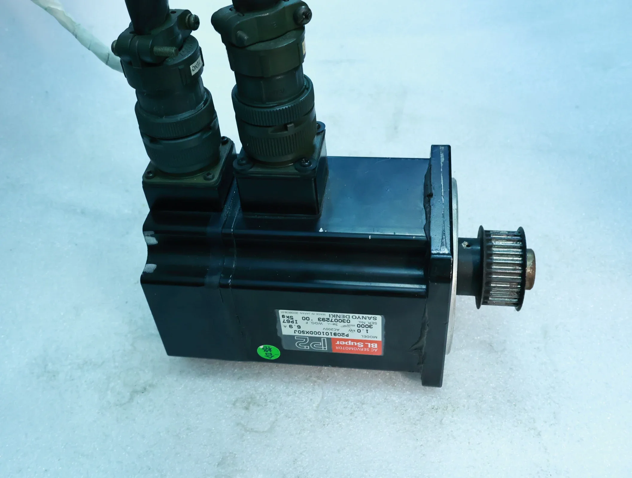 

Used For Sanyo Denki P2 AC Servo Motor P20B10100DXS0J Used