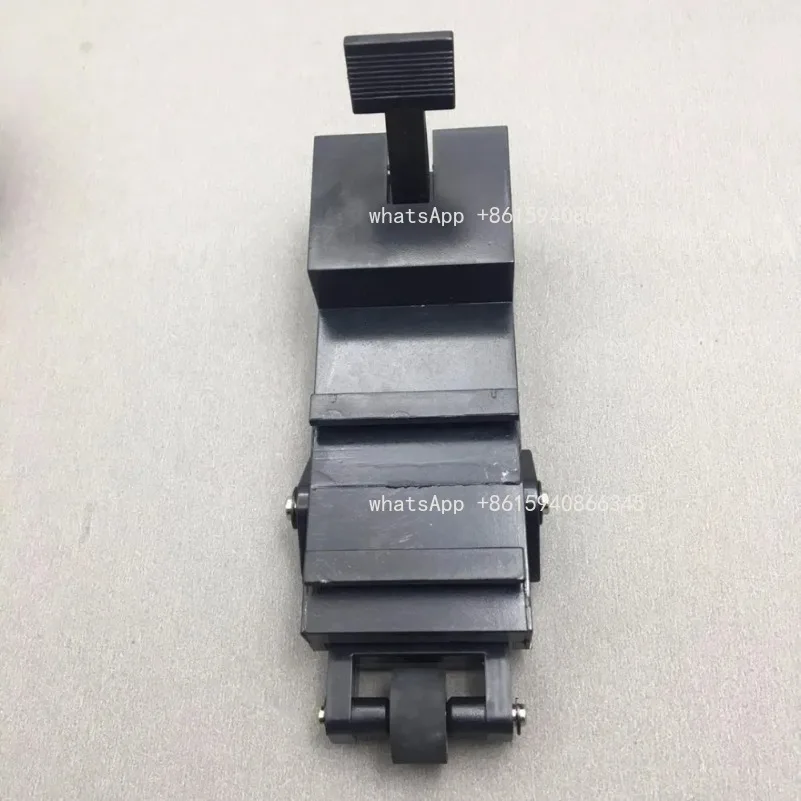 4PCS Cutter machine spare parts pcut pinch roller assembly p-cut paper pressure rubber roller for CT630 900 1200 cutting plotter