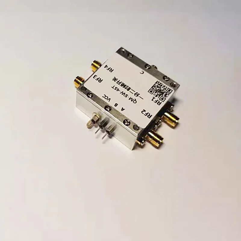 0.1-6GHz RF switch SP4T RF switch Four-in-one microwave electronic switch High isolation rf amplifier