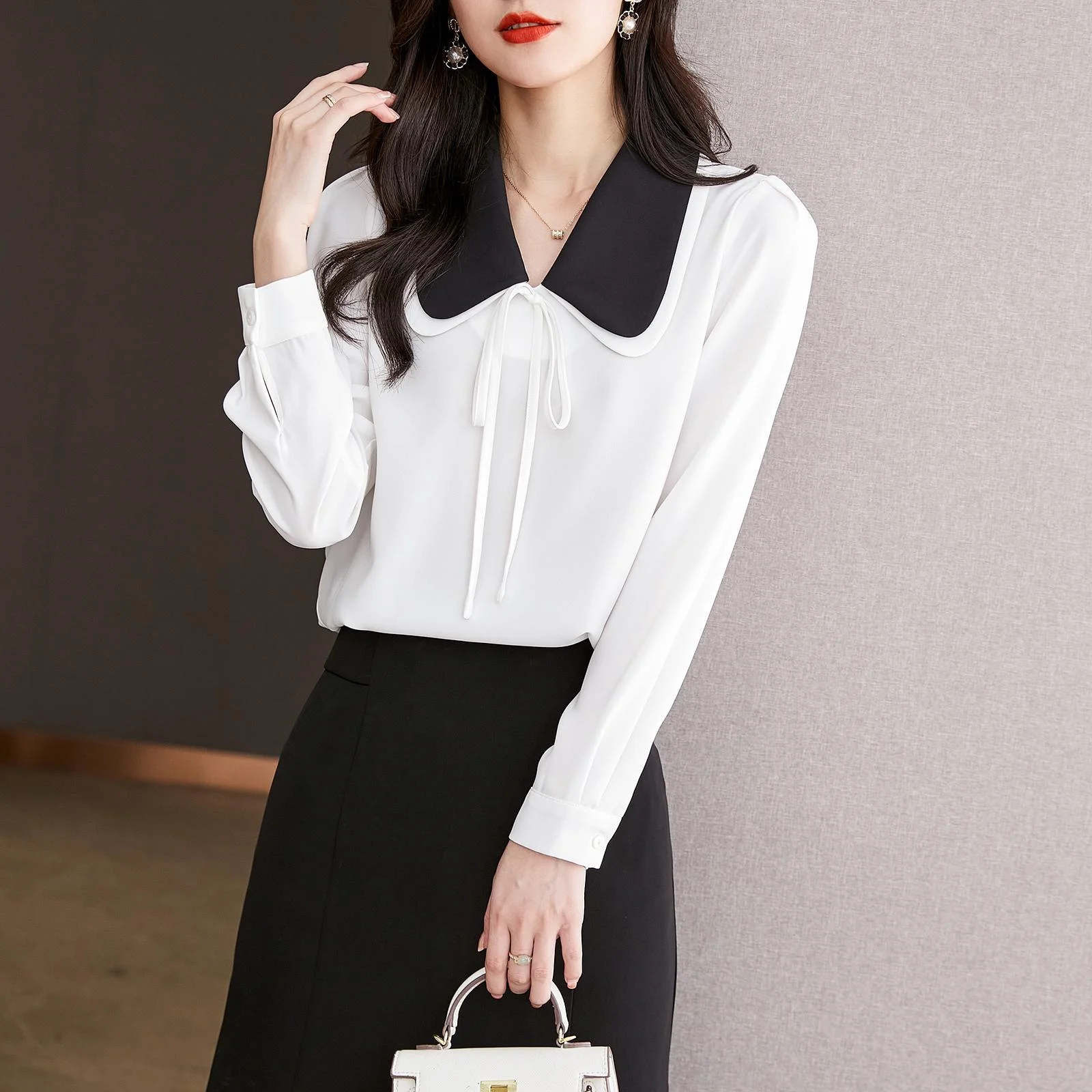 

Women's Shirt White Shirts Blouses Female Doll Collar Chiffon Blouse Long Sleeve Woman Tops Blusa Feminina