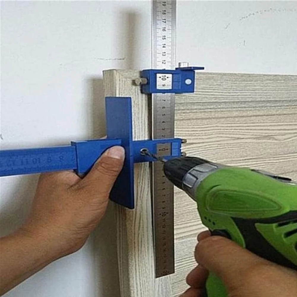 Cabinet Hardware Jig Tool - Houtboring Dowelling Guide voor installatie van handgrepen Knoppen op deuren en ladegereedschap Blauw/zwart